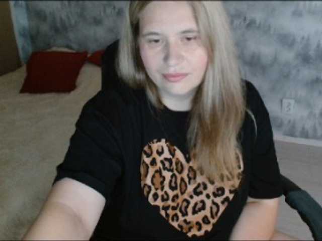 AdelinaLawson live webcam show