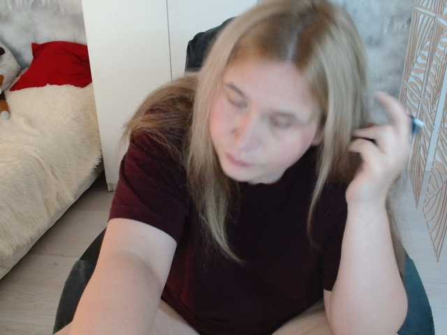 AdelinaLawson live cam on BongaCams
