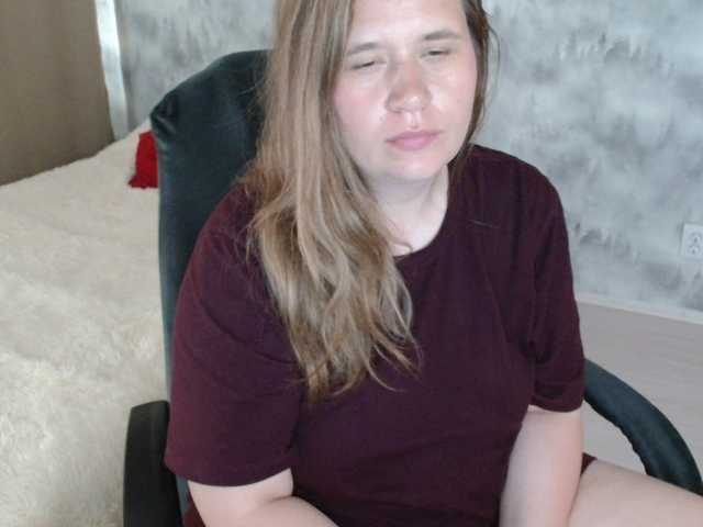 AdelinaLawson live cam on BongaCams