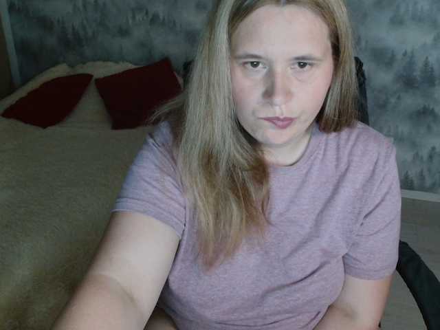 AdelinaLawson live cam on BongaCams
