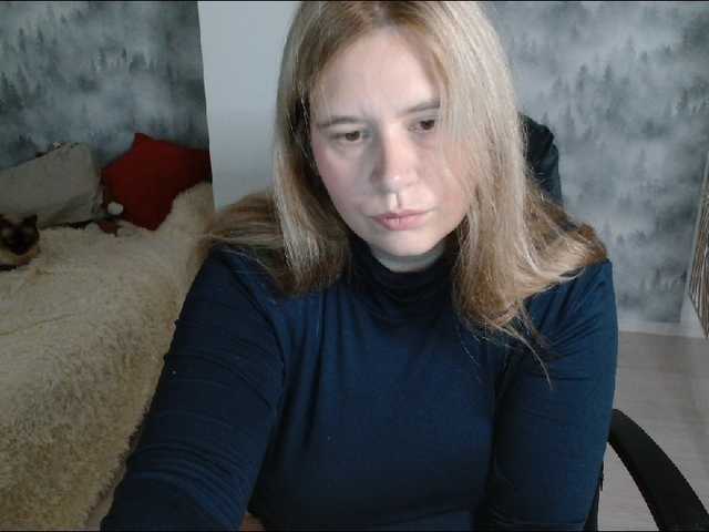 AdelinaLawson live cam preview