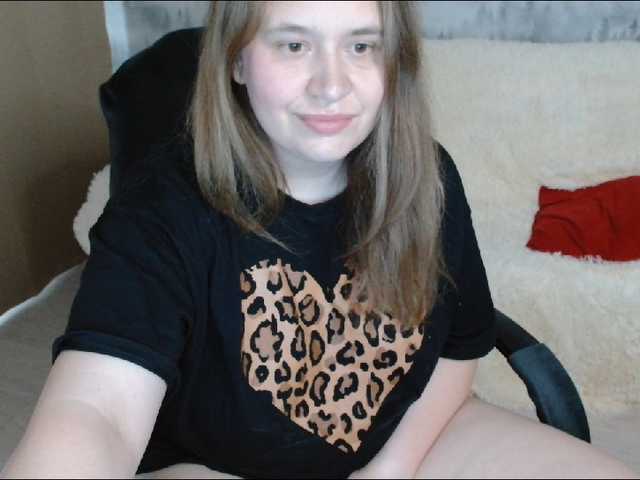 AdelinaLawson live cam on BongaCams