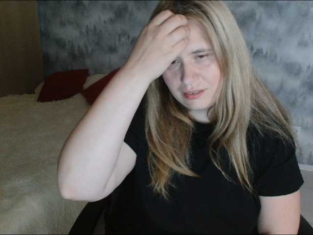 AdelinaLawson live cam on BongaCams