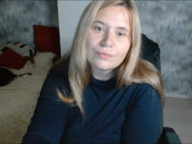 AdelinaLawson live cam on BongaCams