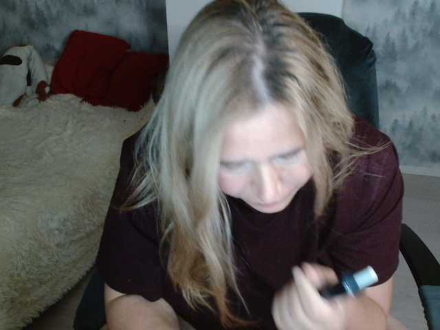 AdelinaLawson live cam on BongaCams