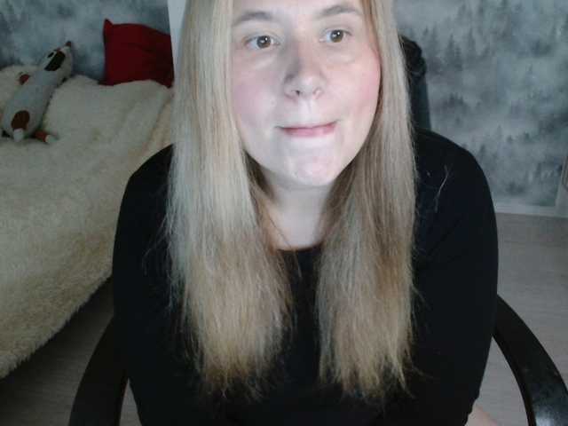 AdelinaLawson live cam on BongaCams