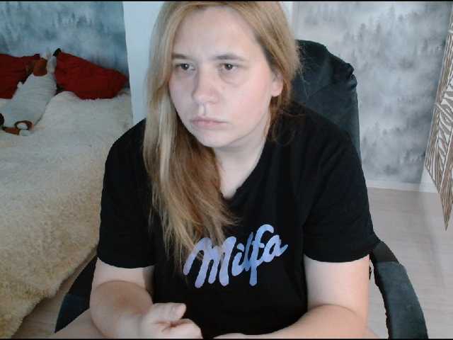 AdelinaLawson live cam on BongaCams