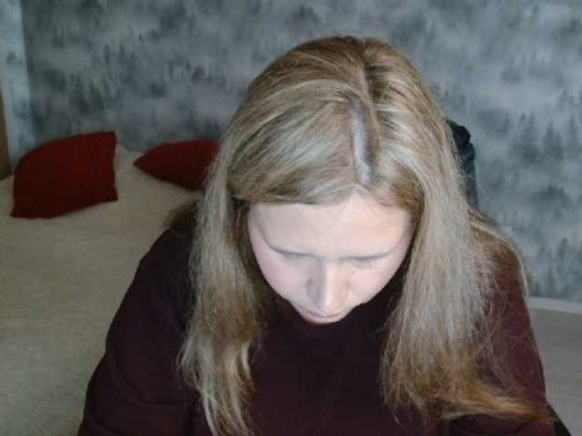 AdelinaLawson live webcam show