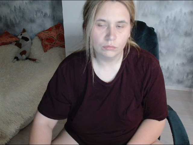 AdelinaLawson, en directo ahora en BongaCams