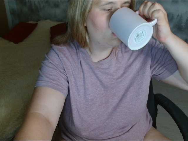 AdelinaLawson live webcam show