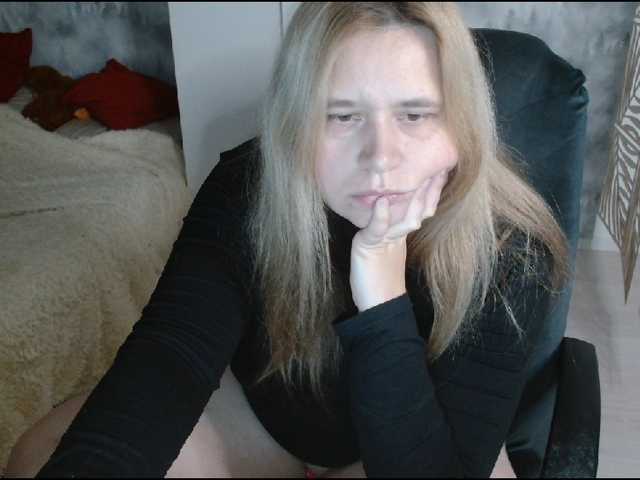AdelinaLawson live cam on BongaCams