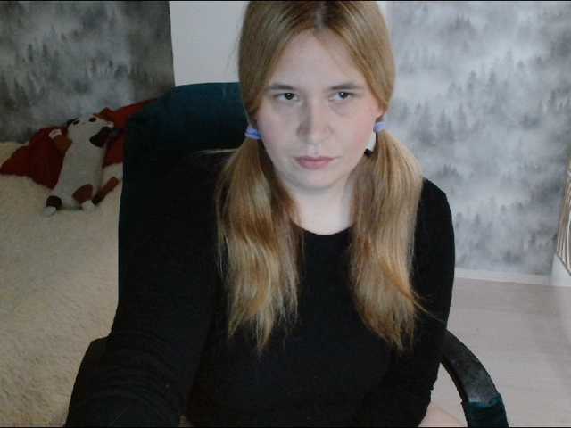 AdelinaLawson live cam preview
