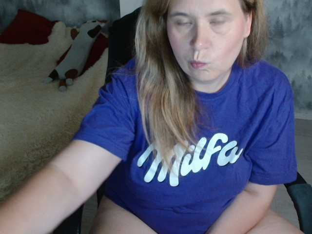 AdelinaLawson live cam on BongaCams