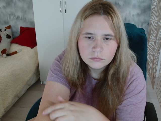 AdelinaLawson live cam on BongaCams