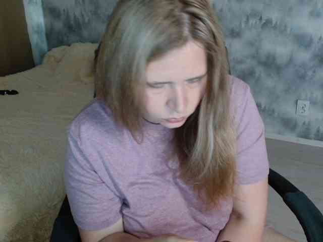 AdelinaLawson webcam