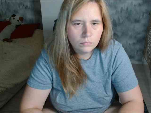 AdelinaLawson webcam
