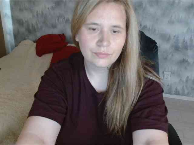 AdelinaLawson webcam