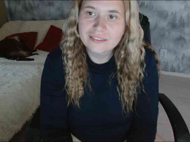 AdelinaLawson webcam