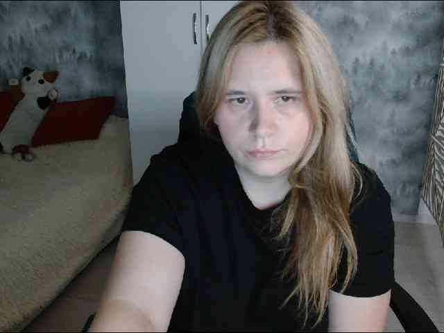 AdelinaLawson webcam
