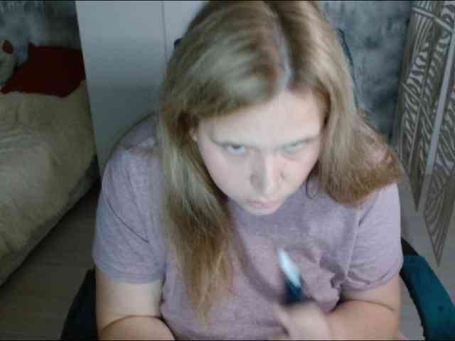 AdelinaLawson webcam