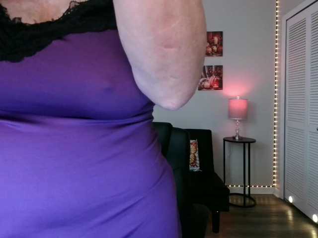 ClassySamantha live cam preview
