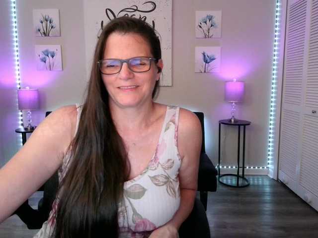 ClassySamantha live cam preview