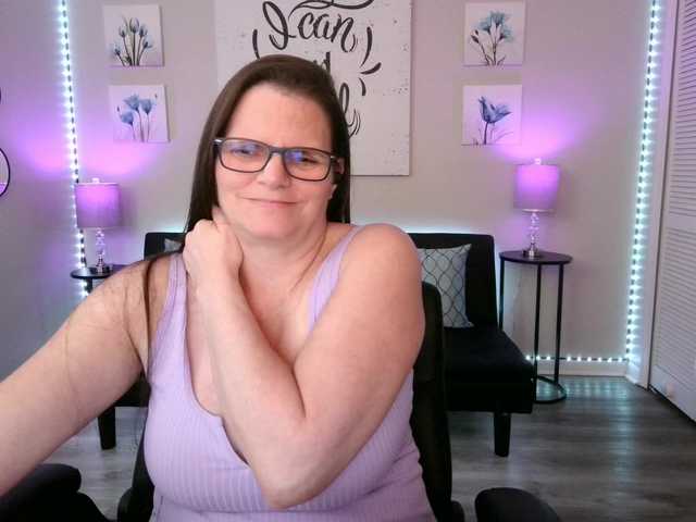 Milf-Samie live cam on BongaCams