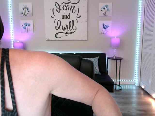 ClassySamantha webcam