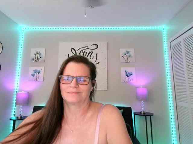 SamieSutton webcam