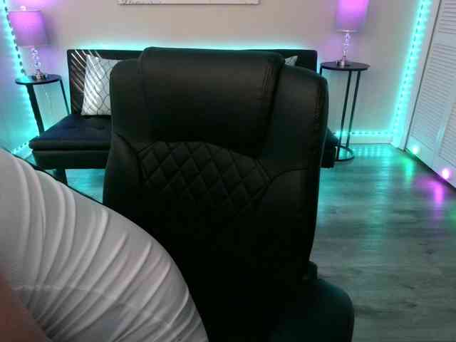 SamieSutton webcam