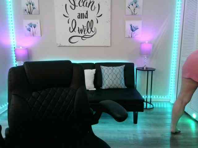 SamieSutton webcam