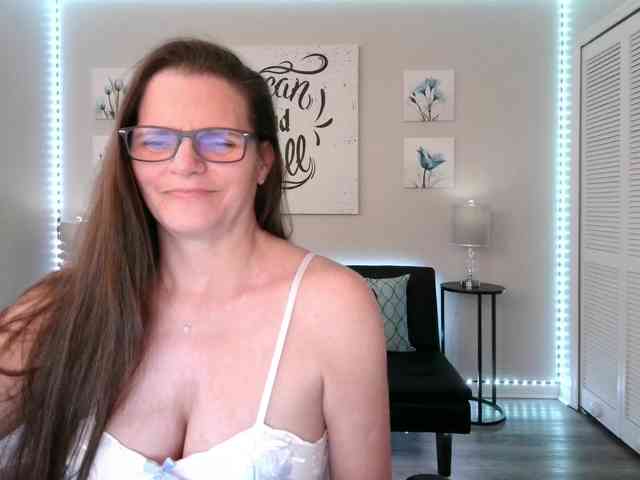 SamieSutton webcam