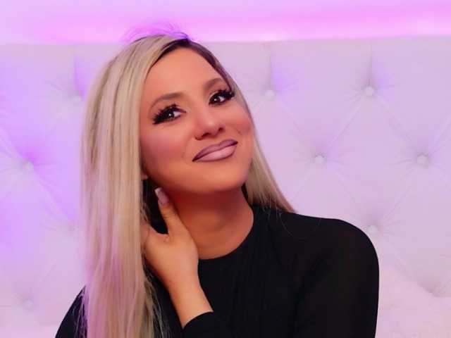  AriannaSins chat room