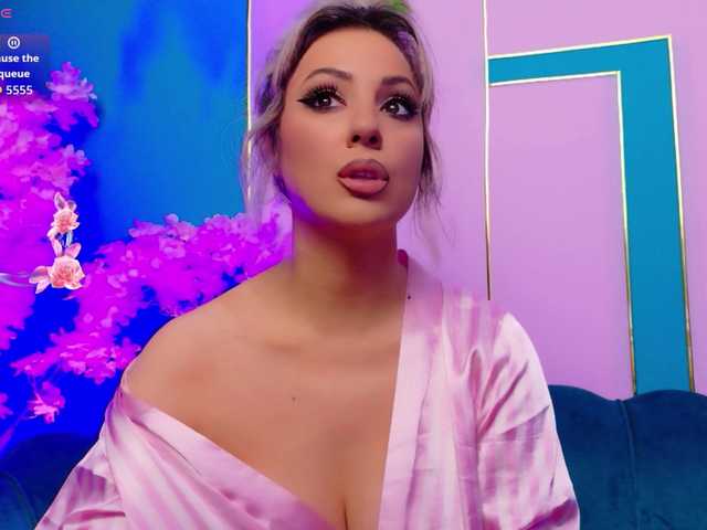 AriannaSins Live Cam on BongaCams