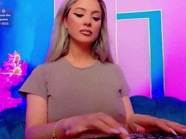 AriannaSins webcam