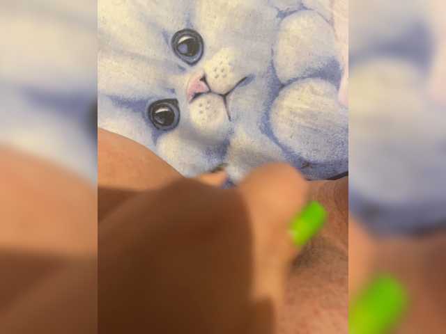 VARY199999 live cam on BongaCams