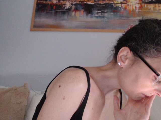 cleophee, en directo ahora en BongaCams