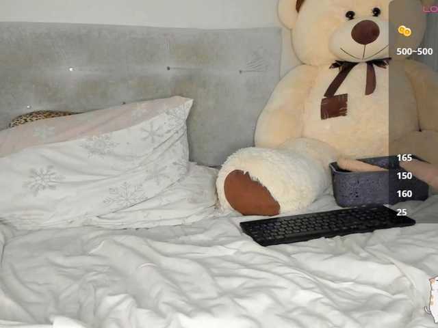 Solnushko1993 live cam on BongaCams