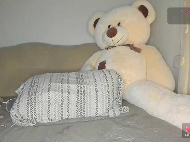 Solnushko1993 live cam on BongaCams