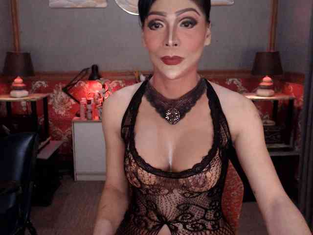 Diamondfox Sex Cam Show