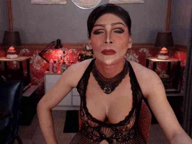 Diamondfox Sex Cam Show