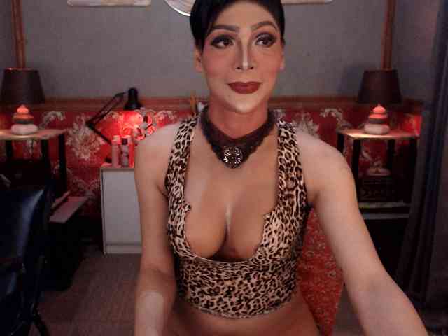 Diamondfox Sex Cam Show