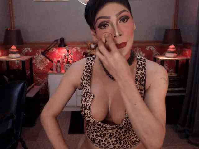 Diamondfox Sex Cam Show