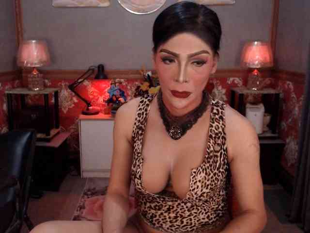 Diamondfox Live Webcam on BongaCams