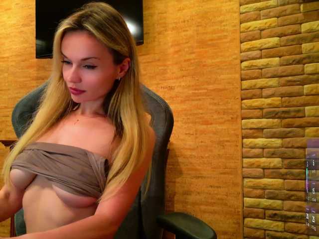 Live трансляция Blue_Jane - slutnetki.online