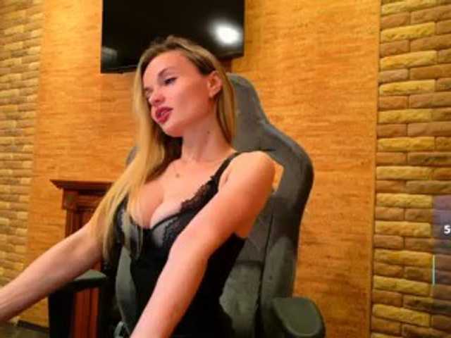 HollyQueen