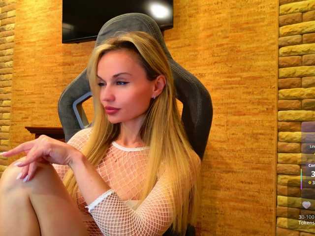 hollyqueen live sex