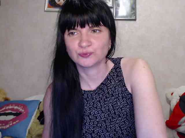 BettiePage webcam