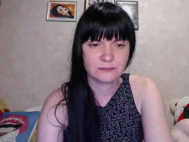 BettiePage webcam