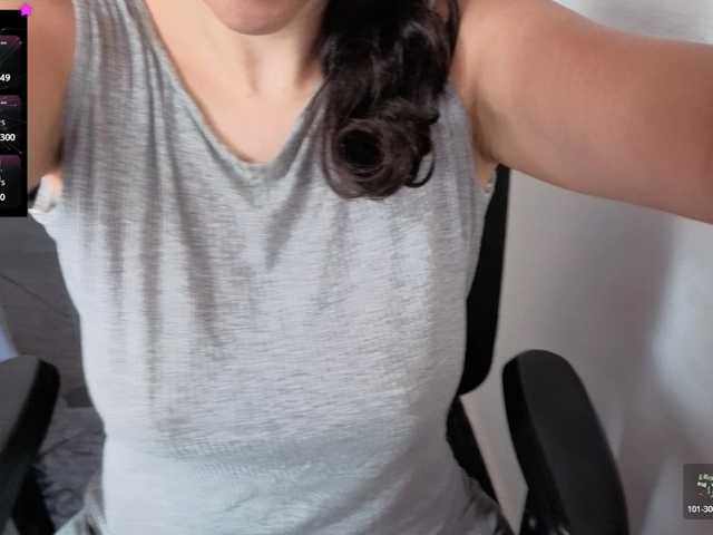 Giselle-moon live cam on BongaCams